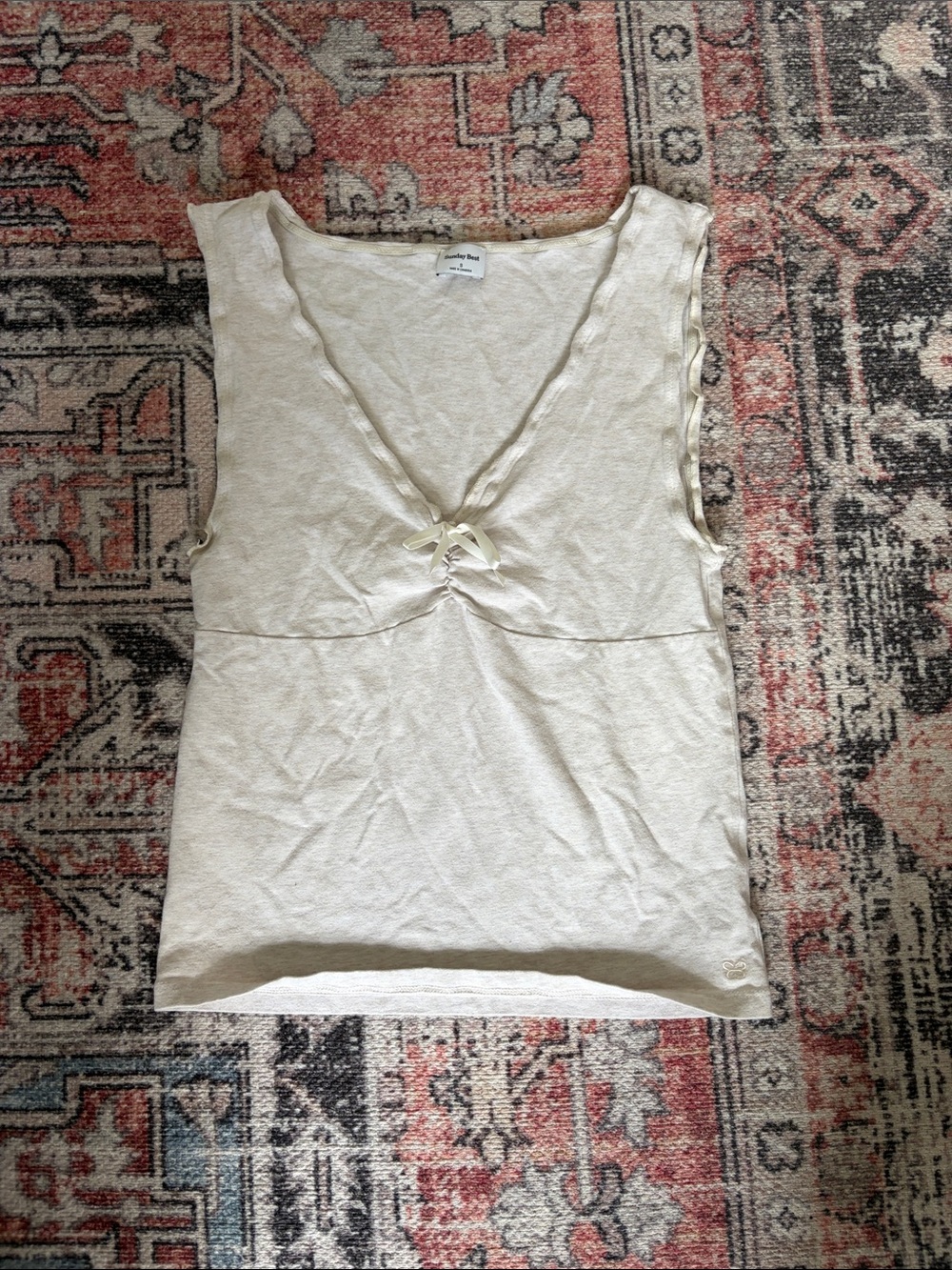 Sunday Best Light Cream V-Neck Sleeveless Camisole with Front Tie